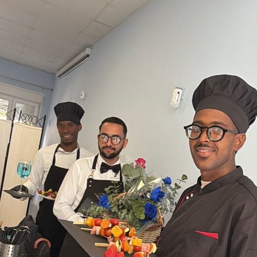 Equipo de cocina y sala de Sabor y Salud